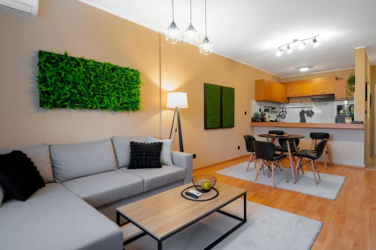 Apartment Cosy Green Apt Close To Macedonia Square Sofia Bulgarien