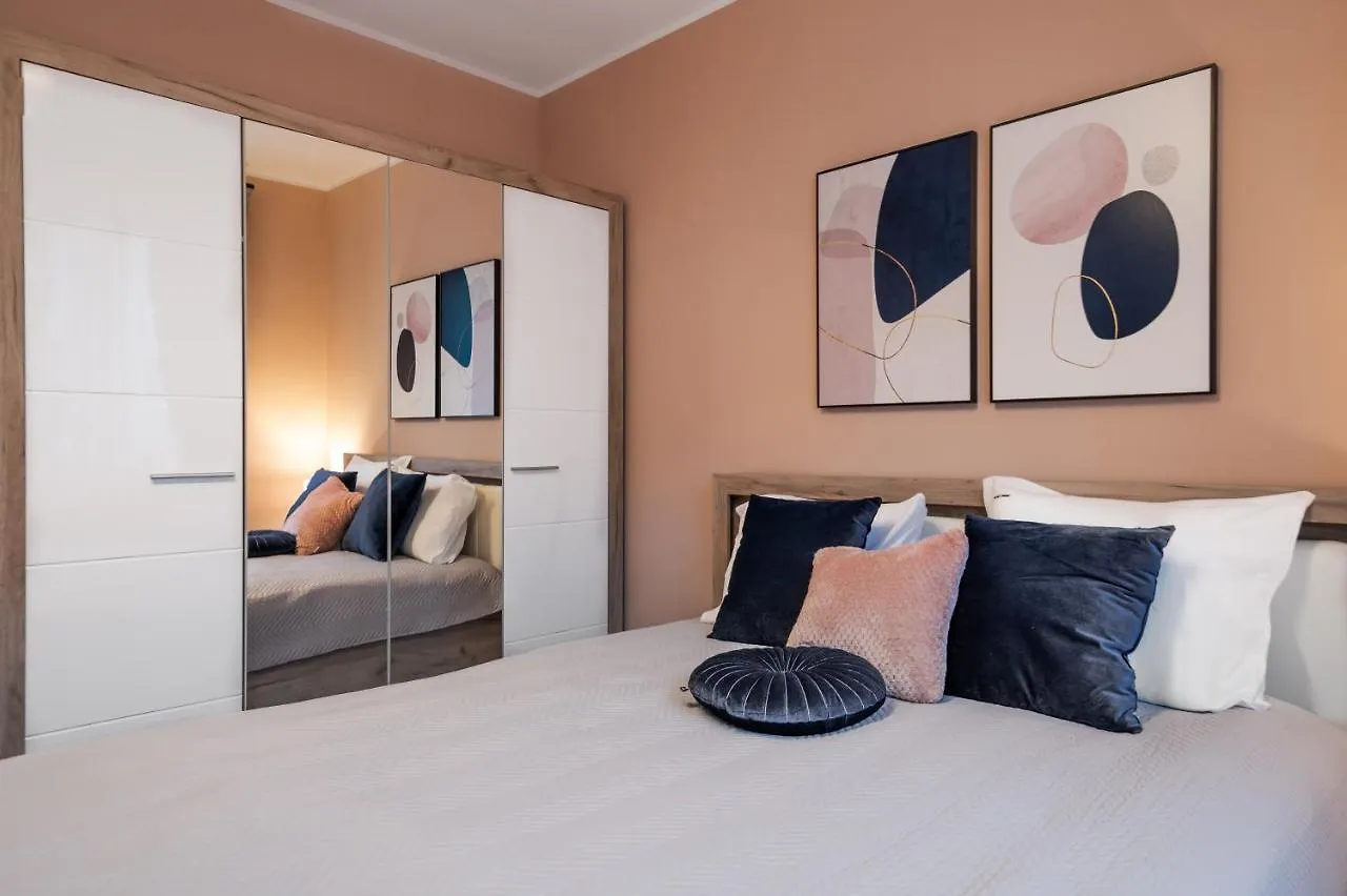 Apartment Cosy Green Apt Close To Macedonia Square Sofia
